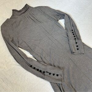 Long-Sleeve Midi Dress micro houndstooth back buttons